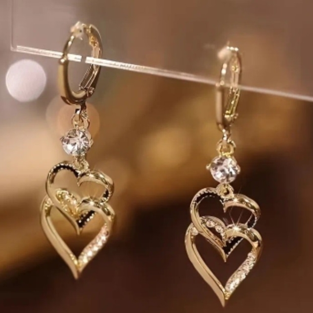 Elegant Gold Heart Drop Earrings